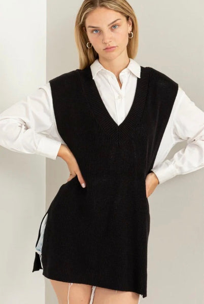 Feelin the Vibe Vest in Black